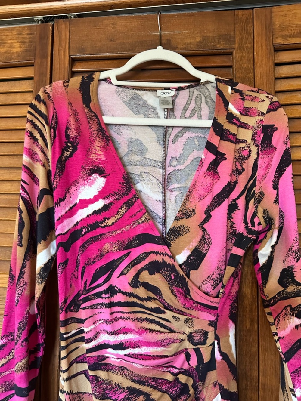 Caché faux wrap ruched long sleeve animal print pink and tan dress - Picture 3 of 8